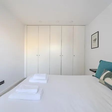 The Locomotive Flat By House And People Appartement Braga