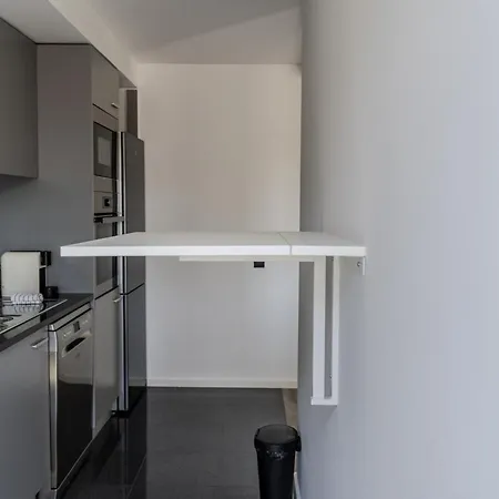 Appartement The Locomotive Flat By House And People