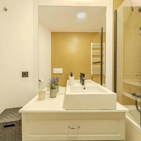 Appartement The Locomotive Flat By House And People *